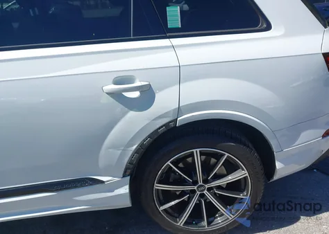 2021 Audi Q7 Premium Plus 55 Tfsi Quattro Tiptronic z USA, uszkodzony, nr VIN WA1LXAF71MD023024